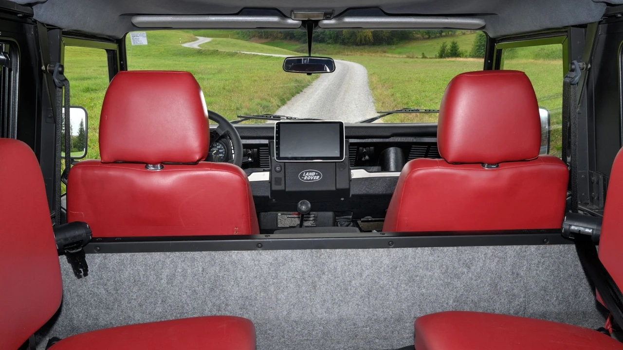 1997 Land Rover Defender 90 - Image 23 of 28