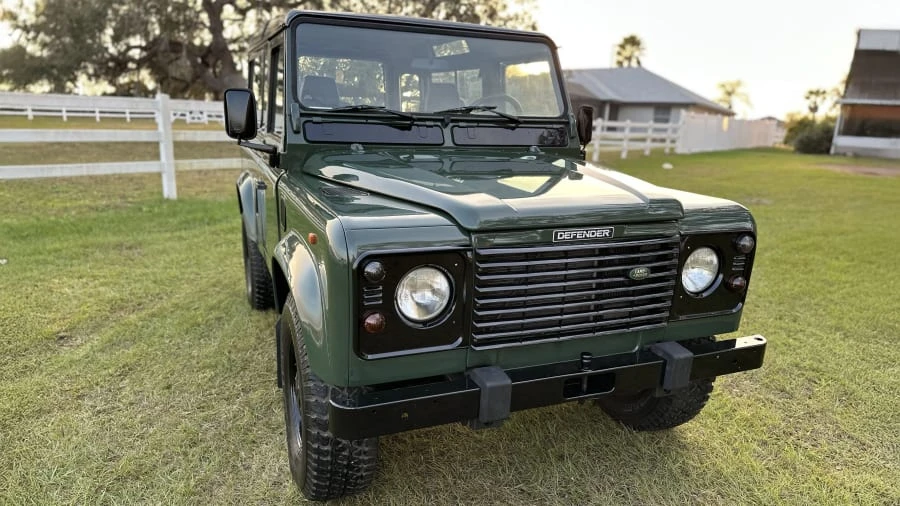 1997 Land Rover Defender 90 - Image 10 of 31