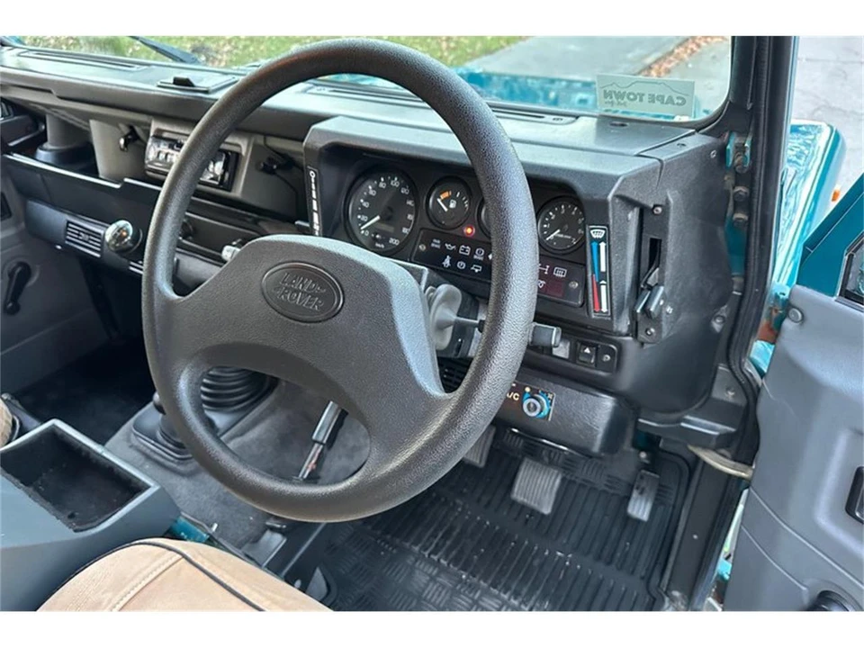1997 Land Rover Defender 90 - Image 20 of 31
