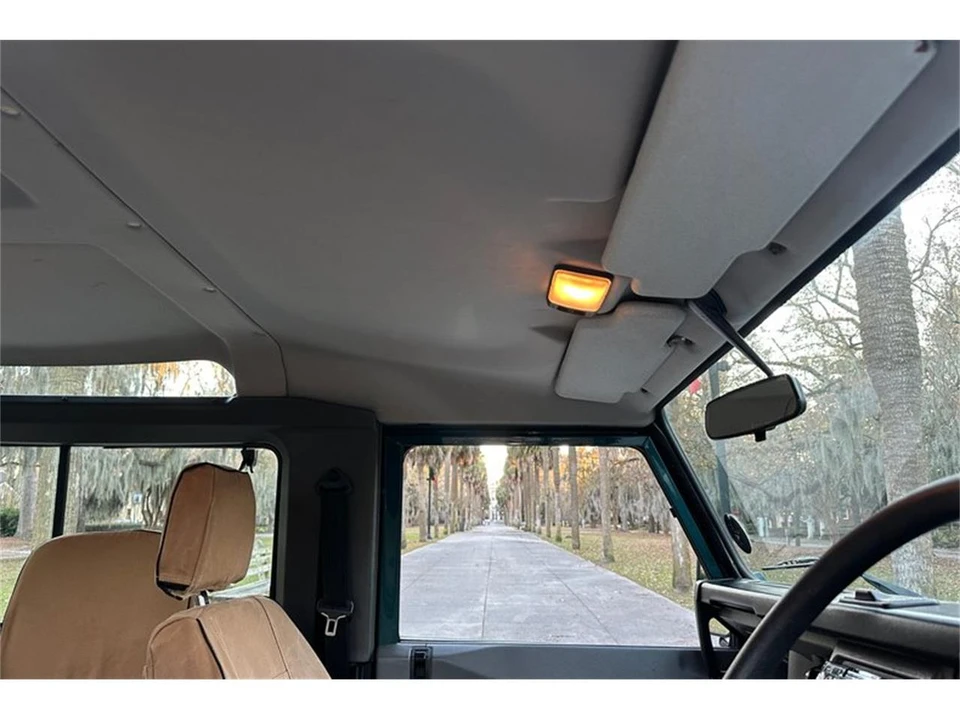 1997 Land Rover Defender 90 - Image 24 of 31