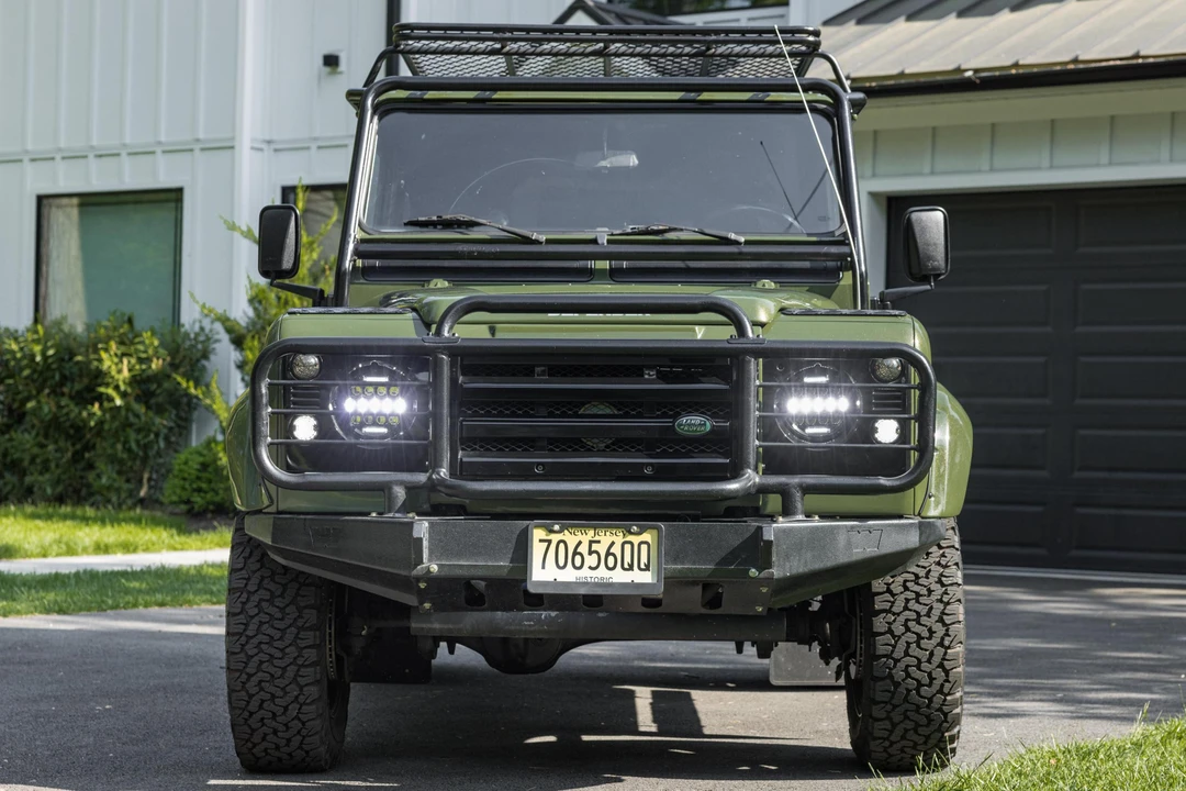 1997 Land Rover Defender 90 - Image 2 of 31