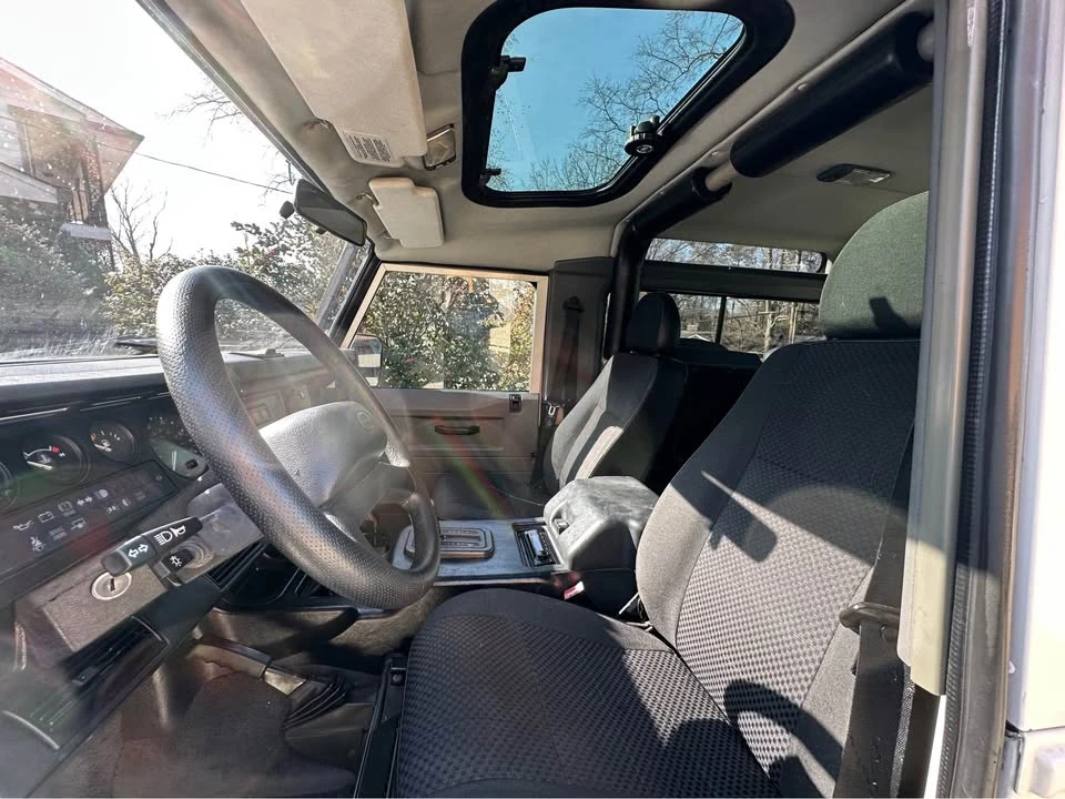 1997 Land Rover Defender 90 - Image 4 of 20