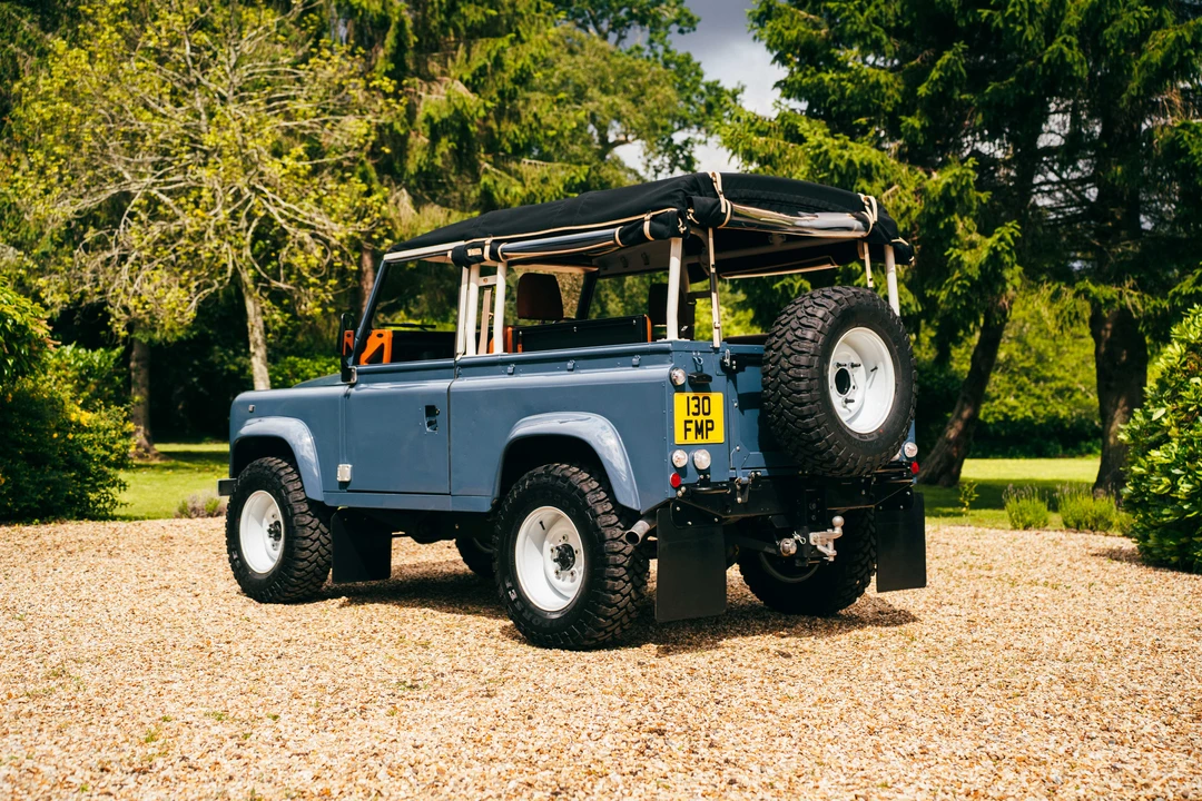 1997 Land Rover Defender 90 - Image 6 of 31