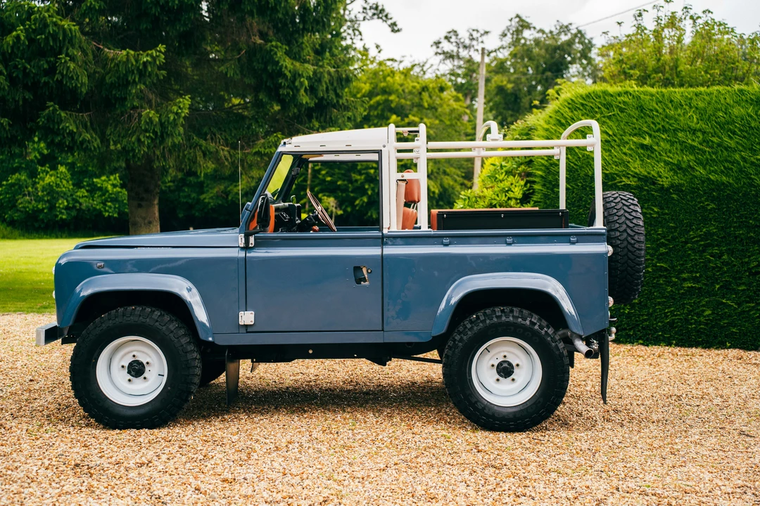 1997 Land Rover Defender 90 - Image 4 of 31