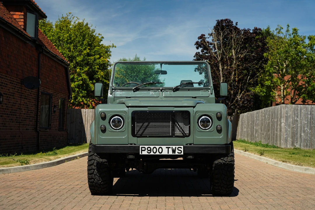 1997 Land Rover Defender 90 - Image 2 of 31