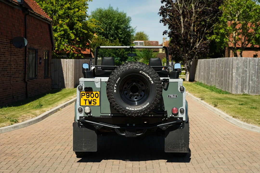 1997 Land Rover Defender 90 - Image 6 of 31