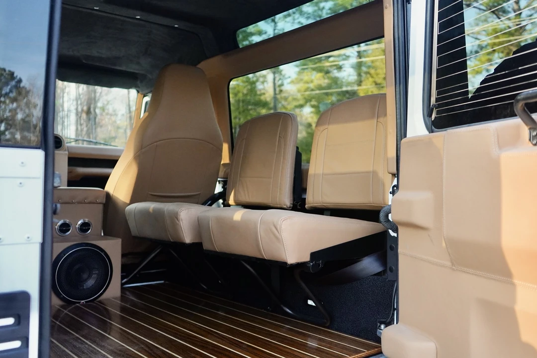 1997 Land Rover Defender 90 - Image 7 of 31
