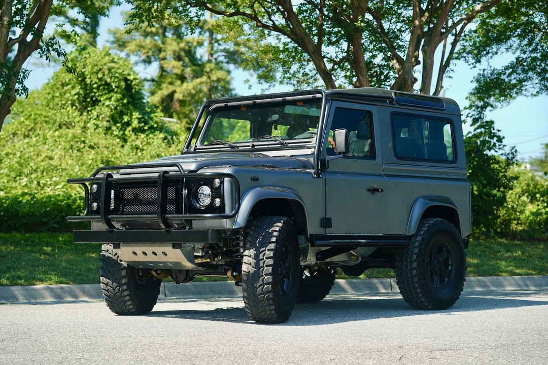1997 Land Rover Defender 90 - Image 2 of 31