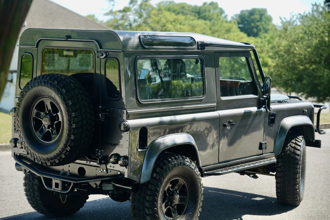 1997 Land Rover Defender 90 - Image 4 of 31