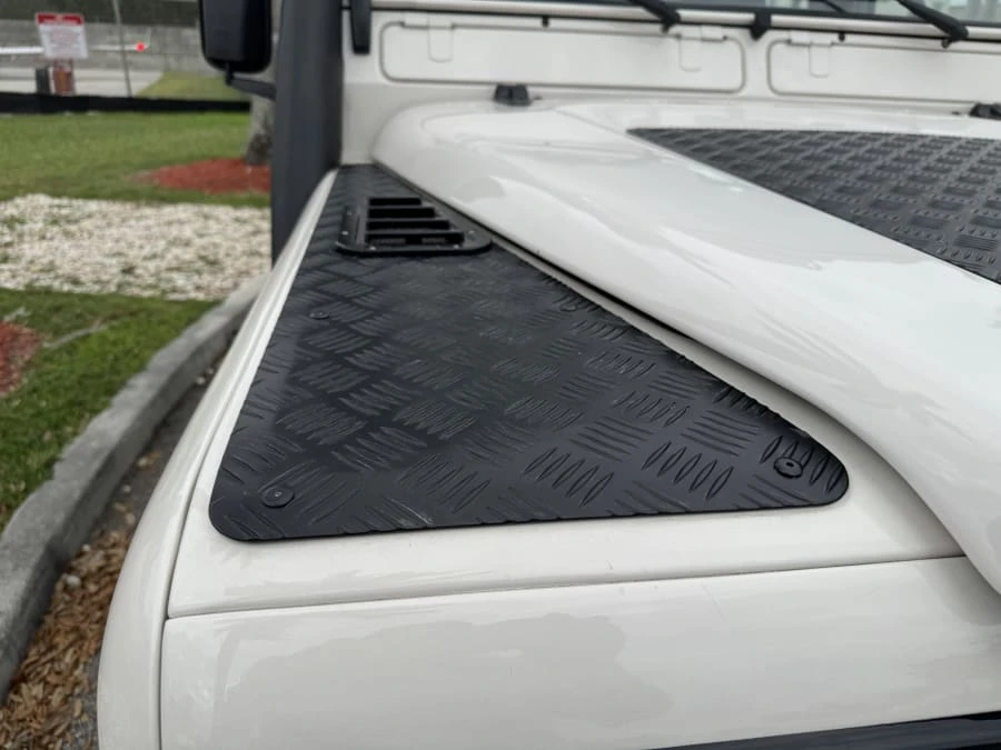 1997 Land Rover Defender 90 - Image 12 of 31