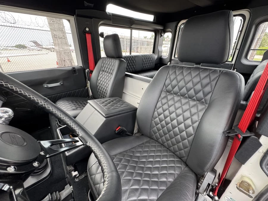 1997 Land Rover Defender 90 - Image 22 of 31