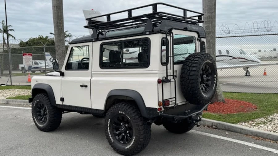 1997 Land Rover Defender 90 - Image 19 of 31
