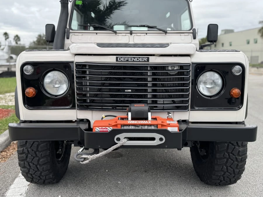 1997 Land Rover Defender 90 - Image 11 of 31