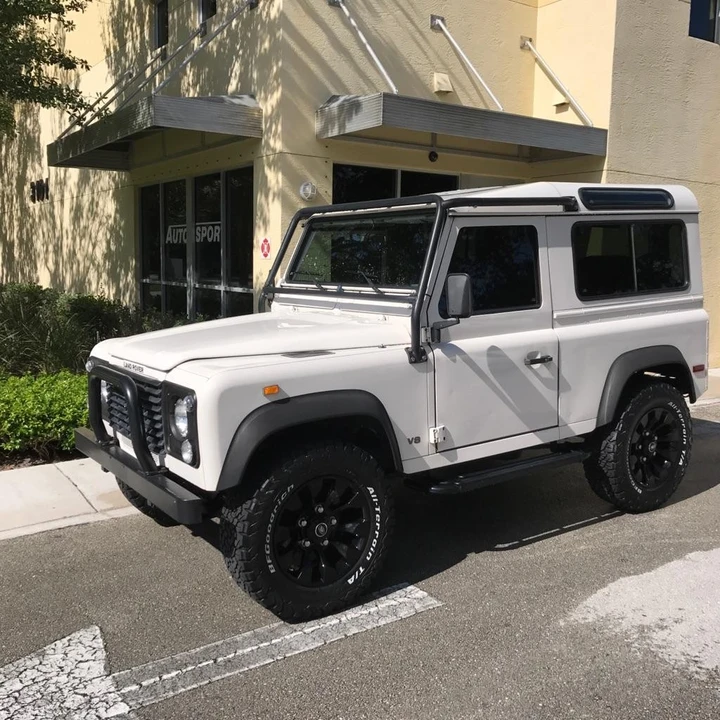1997 Land Rover Defender 90 - Image 3 of 21
