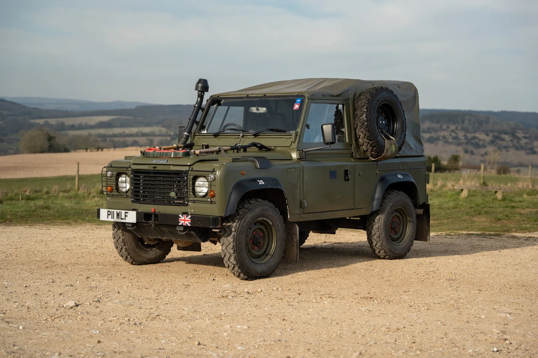 1997 Land Rover Defender 90 - Image 9 of 31