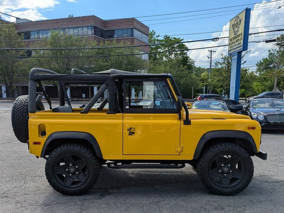 1997 Land Rover Defender - Image 6 of 31