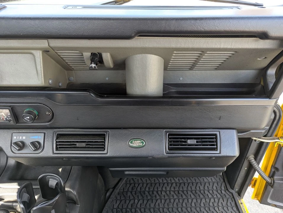 1997 Land Rover Defender - Image 26 of 31