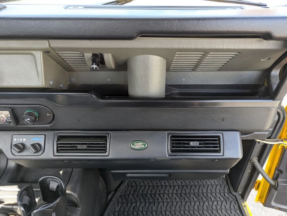 1997 Land Rover Defender - Image 26 of 31