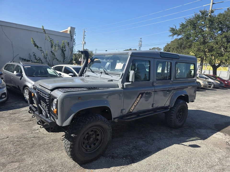 1997 Land Rover Defender - Image 2 of 17