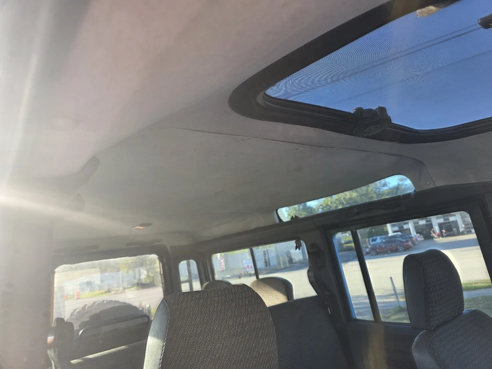 1997 Land Rover Defender - Image 13 of 17