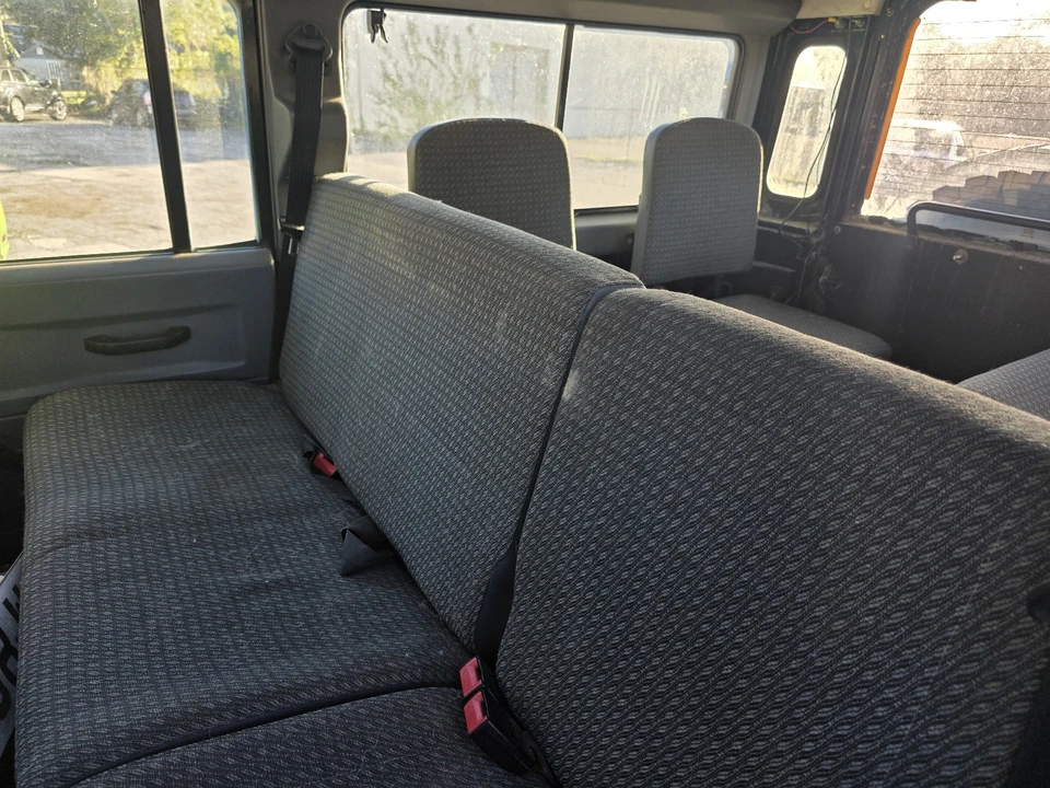 1997 Land Rover Defender - Image 8 of 17