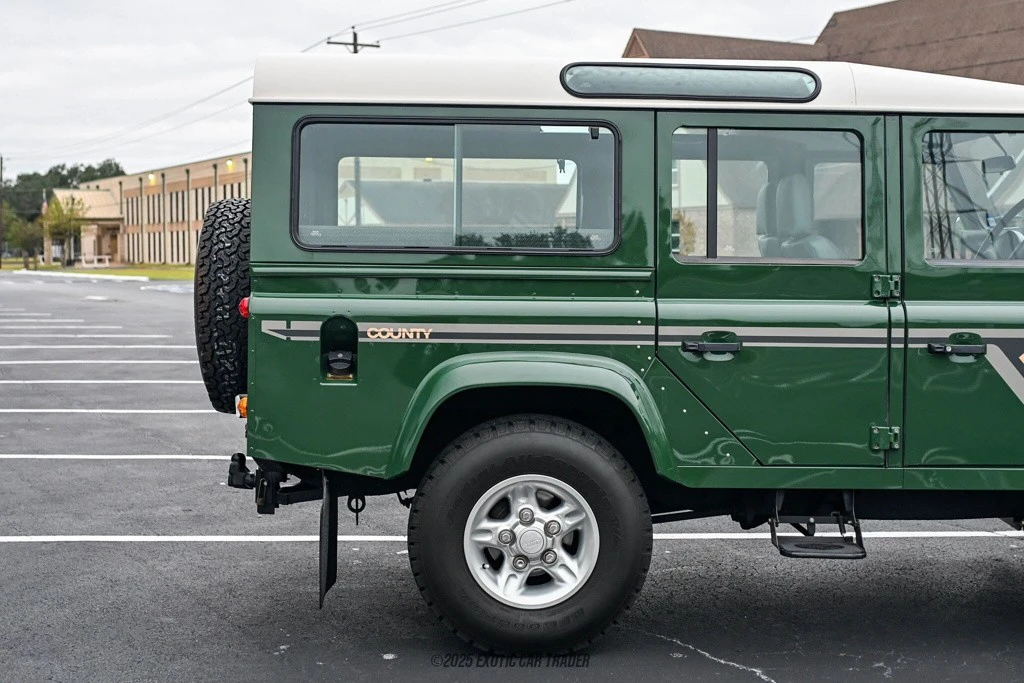 1997 Land Rover Defender - Image 10 of 12