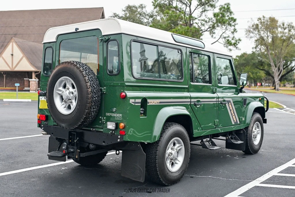 1997 Land Rover Defender - Image 8 of 12