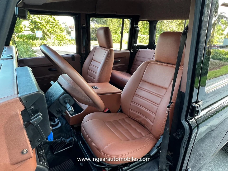 1997 Land Rover Defender 130 - Image 6 of 21