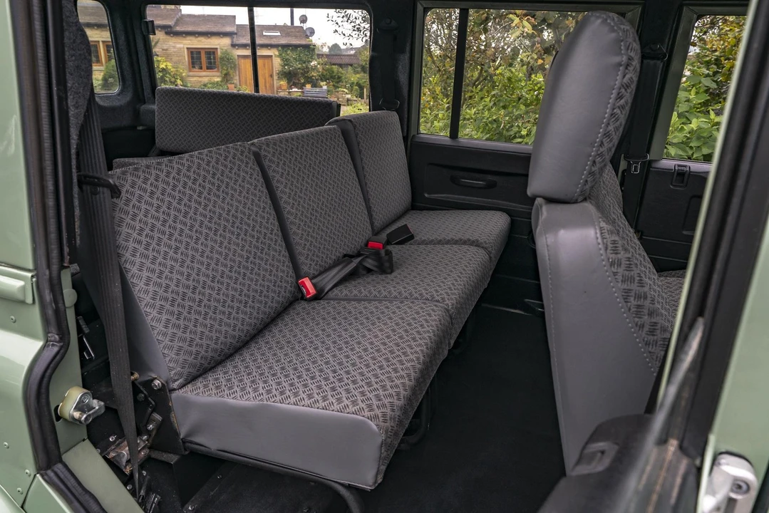 1997 Land Rover Defender - Image 19 of 31