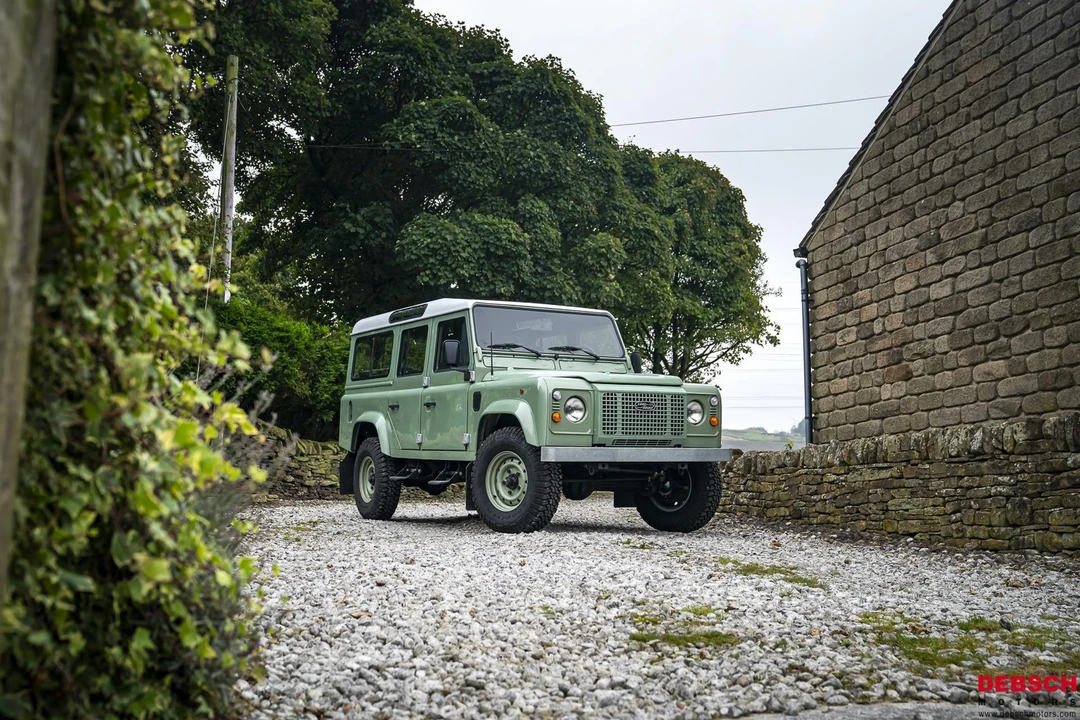 1997 Land Rover Defender - Image 10 of 31