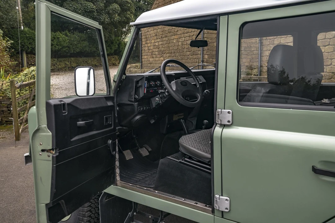 1997 Land Rover Defender - Image 22 of 31