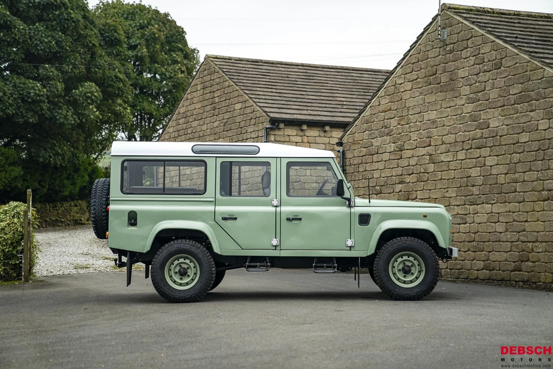 1997 Land Rover Defender - Image 7 of 21