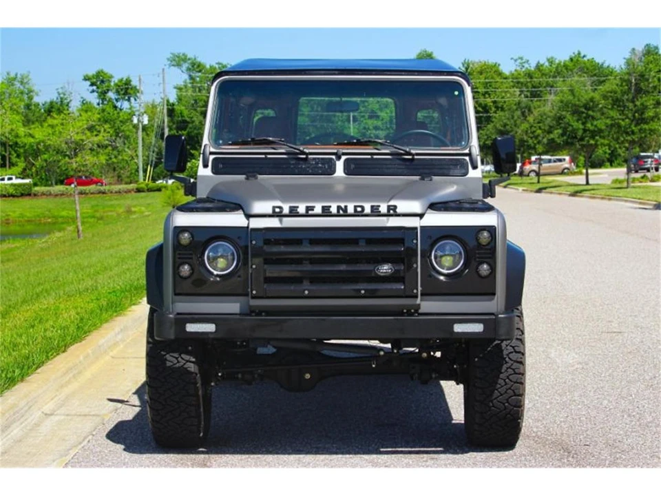 1997 Land Rover Defender - Image 7 of 12