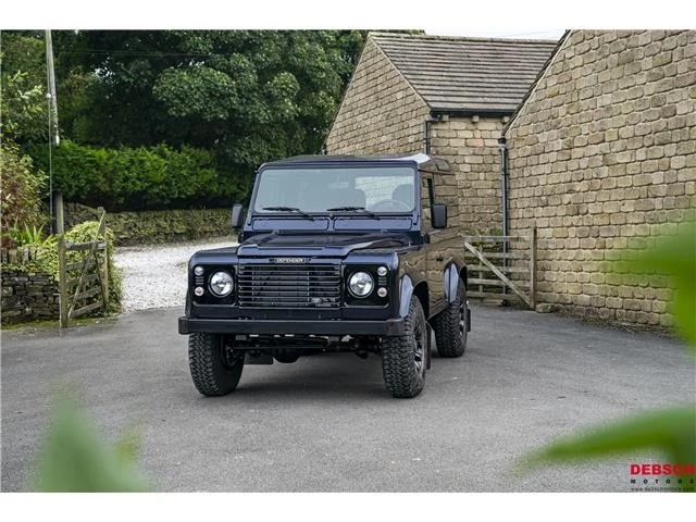 1997 Land Rover Defender - Image 9 of 31