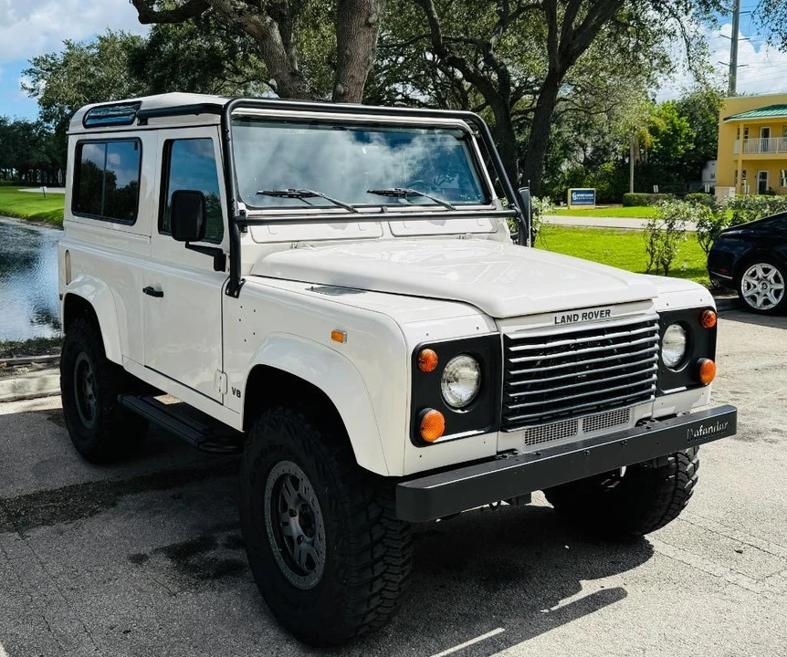 1997 Land Rover Defender 90 - Image 3 of 19