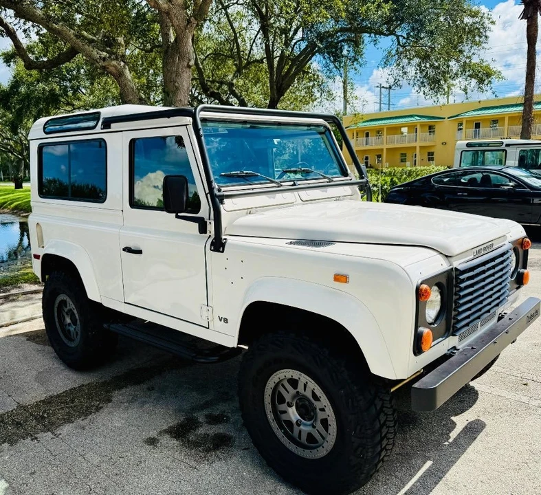 1997 Land Rover Defender 90 - Image 4 of 19