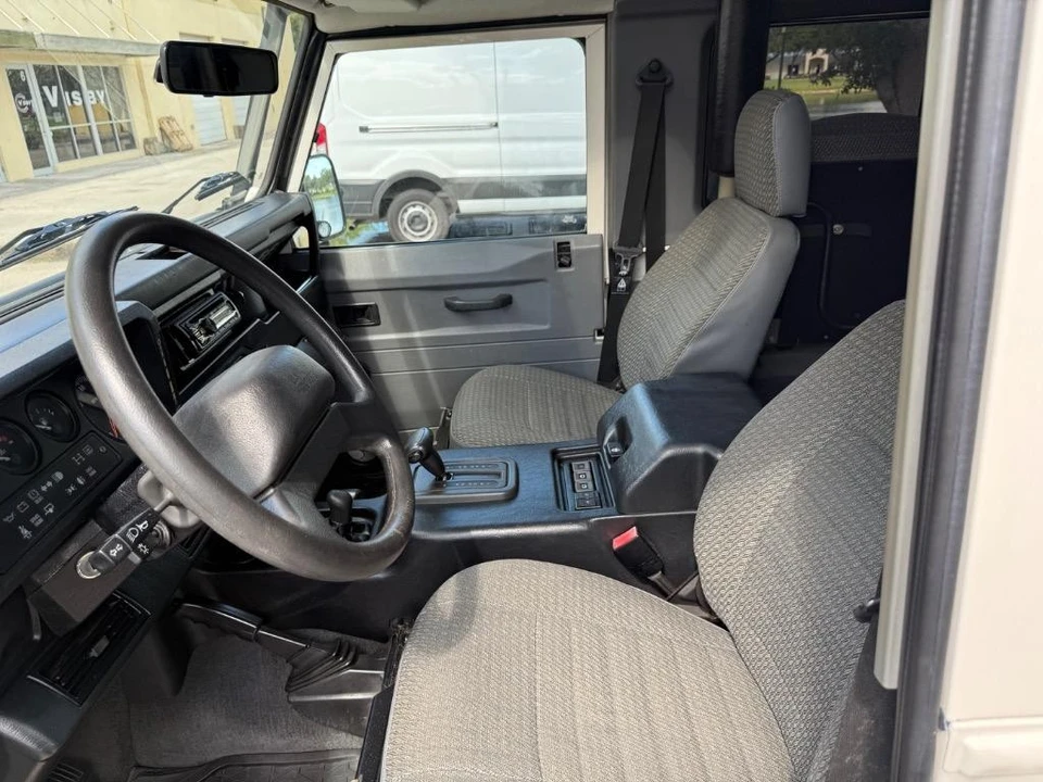 1997 Land Rover Defender 90 - Image 15 of 19