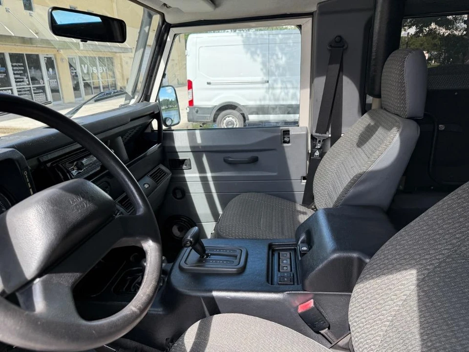 1997 Land Rover Defender 90 - Image 17 of 19