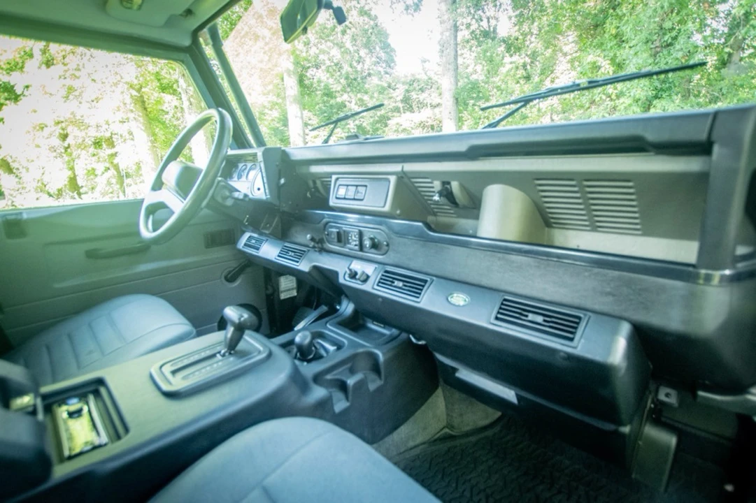 1997 Land Rover Defender 90 - Image 24 of 31