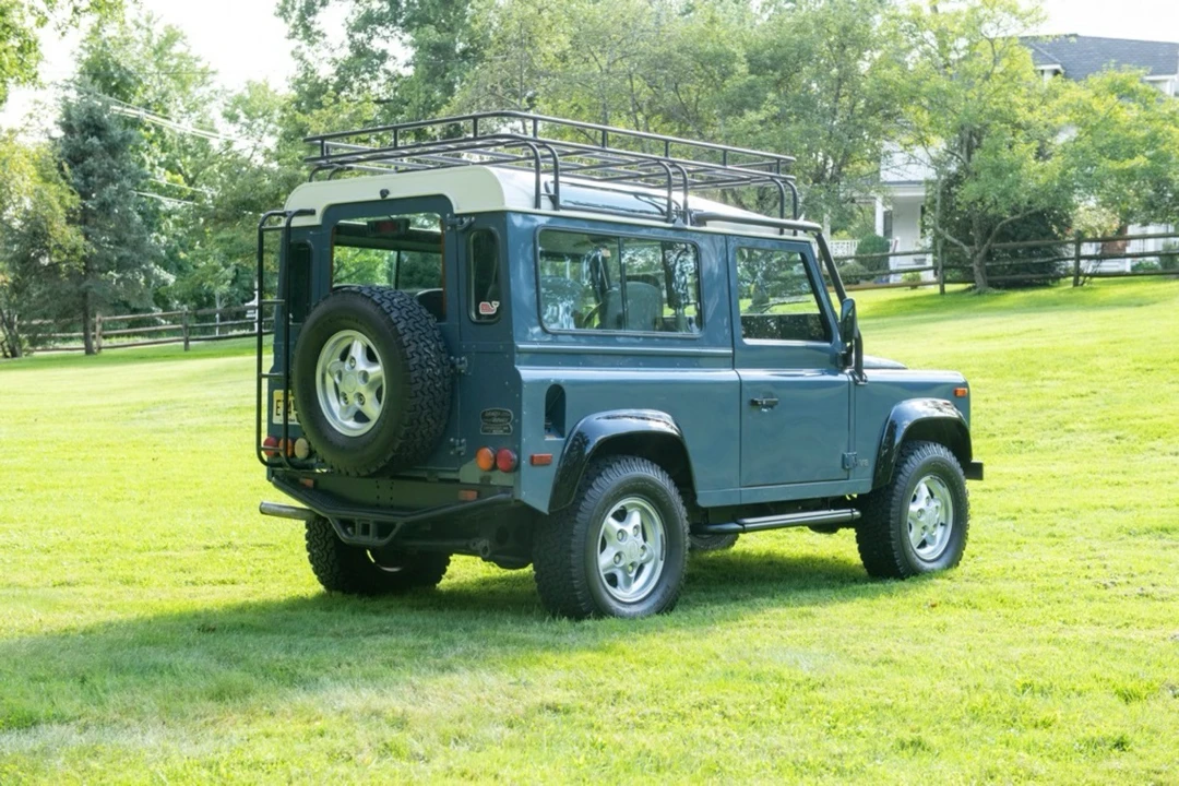 1997 Land Rover Defender 90 - Image 7 of 31