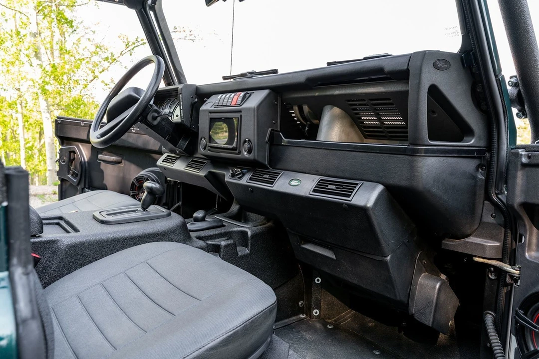 1997 Land Rover Defender 90 - Image 30 of 31