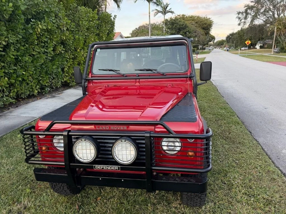 1997 Land Rover Defender - Image 2 of 31