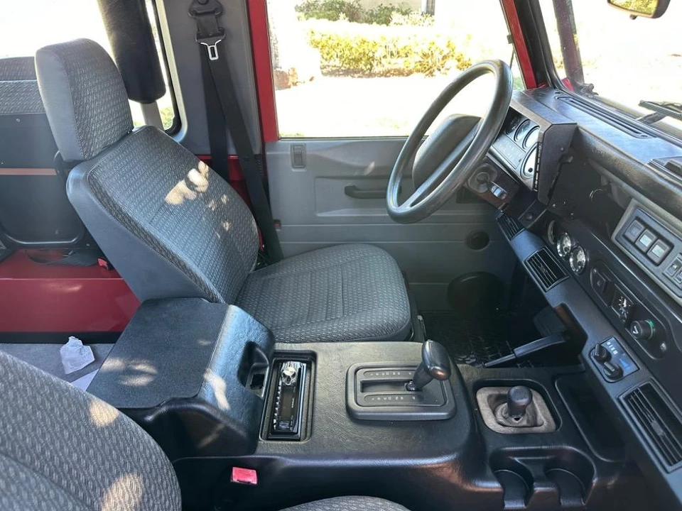 1997 Land Rover Defender - Image 13 of 31