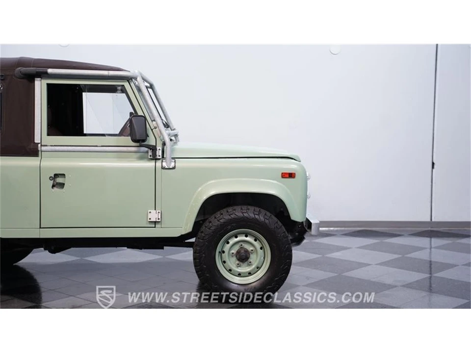 1997 Land Rover Defender - Image 25 of 31