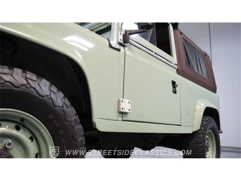 1997 Land Rover Defender - Image 19 of 31