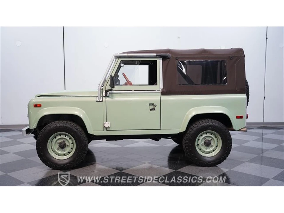 1997 Land Rover Defender - Image 2 of 31