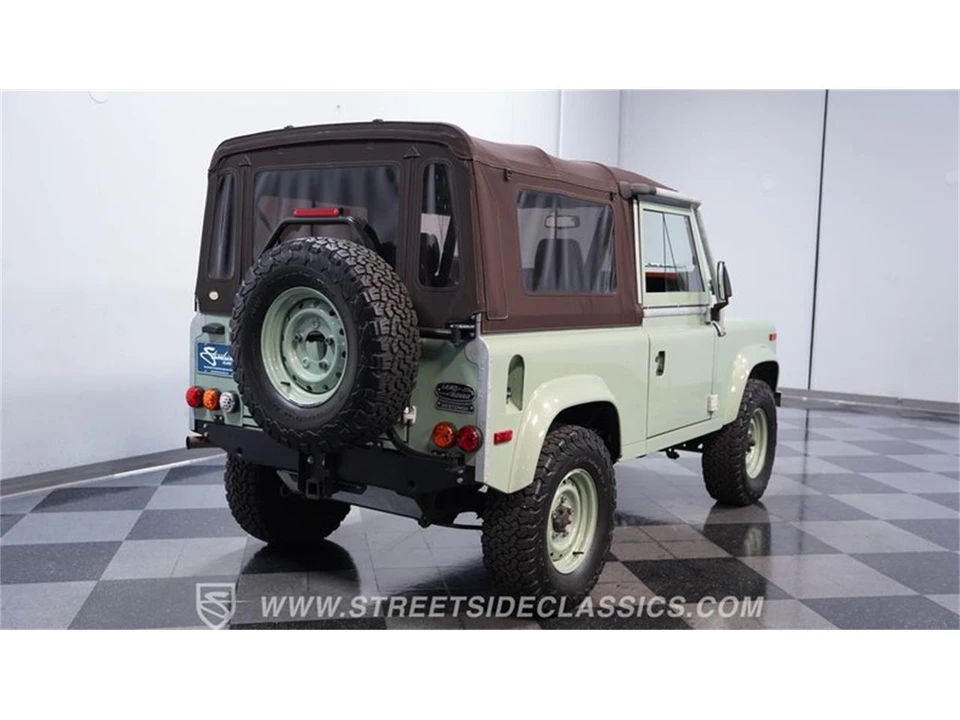 1997 Land Rover Defender - Image 11 of 31