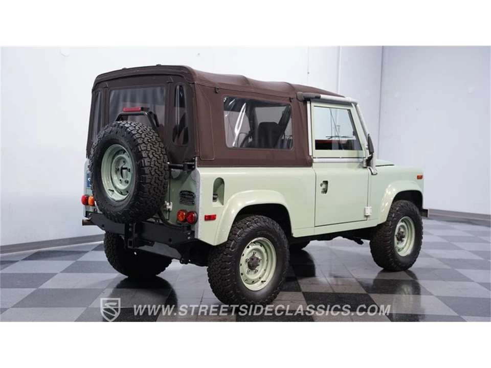 1997 Land Rover Defender - Image 12 of 31