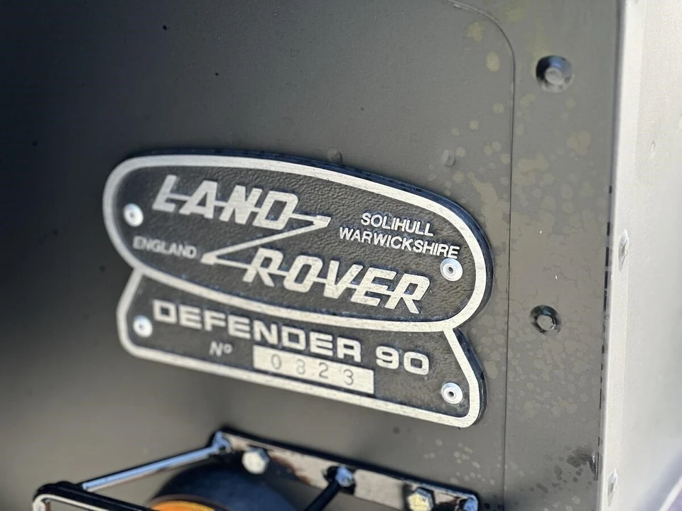 1997 Land Rover Defender 90 - Image 8 of 12