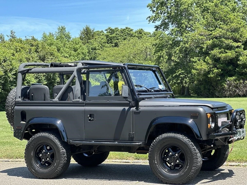 1997 Land Rover Defender 90 - Image 2 of 12